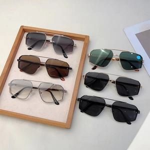 Fashionable polygonal double bridge sunglasses with metal frames in six assorted colors
