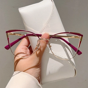 Lunettes anti-lumière bleue œil de chat avec monture métal bordeaux et or et étui