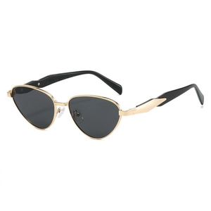 Lunettes de soleil œil de chat rétro avec monture dorée et verres gris foncé tendance