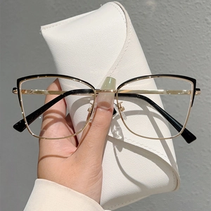 Lunettes anti-lumière bleue œil-de-chat, monture noir et or avec étui blanc
