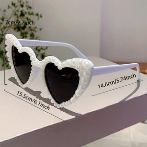 Detailed dimensions of heart-shaped sunglasses featuring pearl-studded white frames