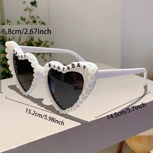 Detailed dimensions of heart-shaped pearl birthday sunglasses with 15.2cm width