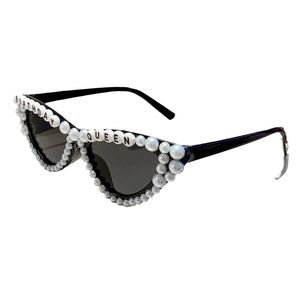 Lunettes de soleil chat pour anniversaire avec perles et texte Birthday Queen
