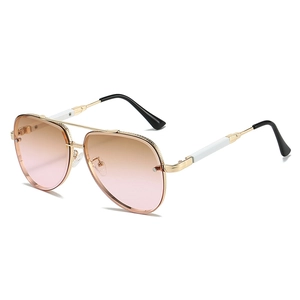 Classic Aviator Sunglasses Metal Frame UV400 Protection Double Bridge Gradient Lenses Vintage Fashion Eyewear For Men Women