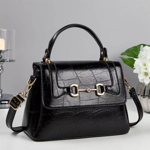 Vintage Women Handbag Croc Embossed PU Leather Retro Shoulder Crossbody Bag With Golden Horsebit Detail Top Handle
