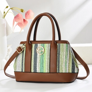 Sac à main tissé à rayures pour femme avec garniture en cuir brun et logo doré