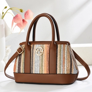 Sac seau bicolore pour femme en cuir marron et tissu tissé avec logo doré