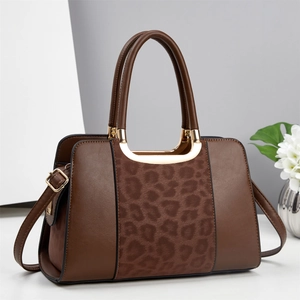 Women PU Leather Handbag Leopard Print Patchwork Tote Crossbody Shoulder Bag Large Capacity Gold Hardware Urban Style