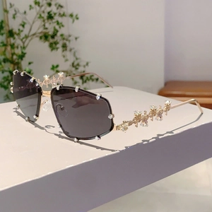 Y2K Luxus Strass Geometrische Sonnenbrille Für Damen Metallrahmen Kristall Übergröße UV400 Party Mode Dekorative Brillen