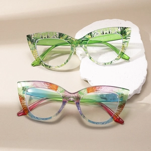 Lunettes anti-lumière bleue œil de chat avec montures vertes et dégradé coloré