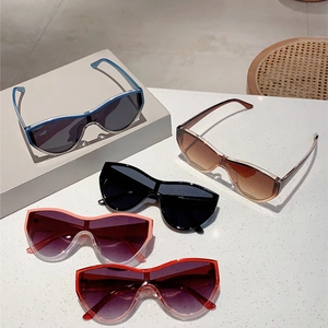 Five pairs of oversized one-piece windproof fashion sunglasses in various gradient colors