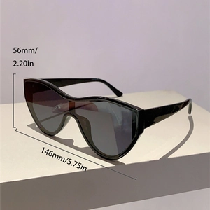 Detailed size specifications for oversized sunglasses showing 146mm width and 56mm height