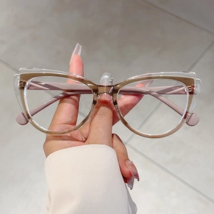 Chic cat-eye blue light blocking glasses with transparent and champagne gold frames
