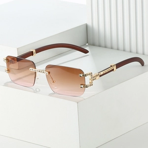 Randlose Eckige Sonnenbrille Mit Strass Luxus Verlauf PC Gläser Vintage Holzmaserung Bügel Mode Brille Für Damen