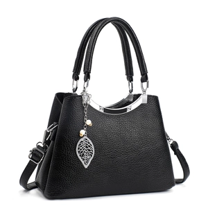 Sac À Main Femme Cuir PU Texture Litchi Poignée Supérieure Sac À Épaule Pendentif Feuille Argent Détail Künstliche Perle Élégant Bandoulière