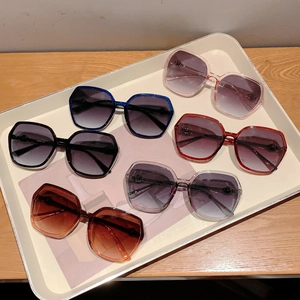 Chic oversized square sunglasses in six assorted colors with gradient lenses