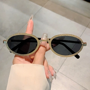 Retro Oval Sunglasses Metal Hammered Texture Frame UV400 Trendy Eyewear For Women Outdoor Fashion Lightweight