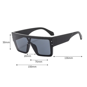 Detailed dimension chart for oversized square sunglasses featuring silver rivet accents