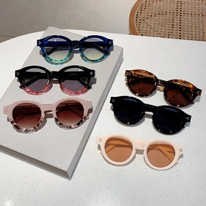 Detailed collection of retro round tortoiseshell sunglasses in six different colorways