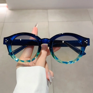 Retro Round Sunglasses Vintage PC Frame UV400 Protection Metal Rivets Fashion Eyewear For Women Men