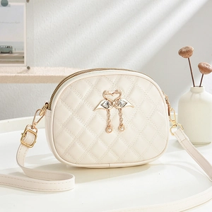 Quilted PU Leather Crossbody Bag For Women Round Shell Shoulder Purse With Swan Artificial Pearl Pendant Heart Rhinestone Decor