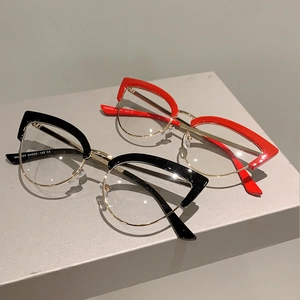 Montures de lunettes œil de chat vintage anti-lumière bleue en noir et rouge vif