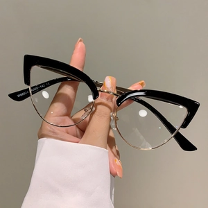 Monture de lunettes yeux de chat anti-lumière bleue en métal noir et doré pour femme