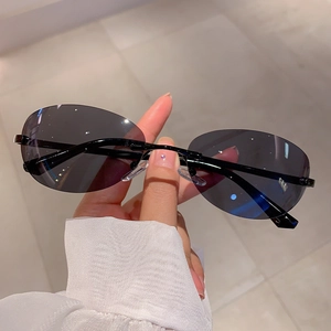 Lunettes De Soleil Ovales Sans Monture Rétro Vintage Y2K Cadre Métallique Lentille PC Dégradée Protection UV400 Femme