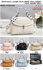 Detail view of stylish crossbody bag showing 22x10x16cm dimensions and multi-layer interior
