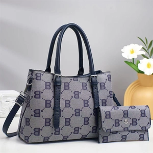 Schickes 2-teiliges Set aus bedruckter Canvas-Handtasche und passender Geldbörse aus Leder