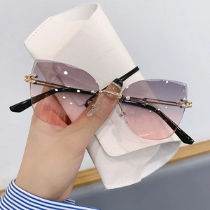 Lunettes De Soleil Cat Eye Sans Monture À La Mode Pour Femmes Avec Verres Dégradés Branches En Métal Rétro Protection UV400