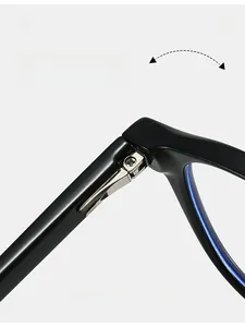 Vue macro des charnières métalliques durables sur lunettes TR90 noires ultra-légères