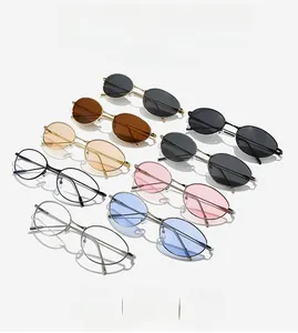 Collection de lunettes de soleil ovales en métal avec diverses couleurs de verres tendance