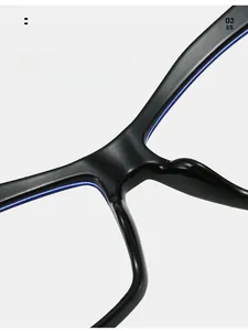 Close-up of comfortable integrated nose pads on black TR90 cat eye glasses frames