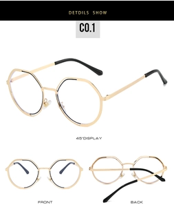 Vues détaillées de lunettes polygonales en métal doré avec embouts noirs C0.1