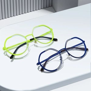 Montures de lunettes géométriques rétro en métal de couleur vert néon et bleu marine