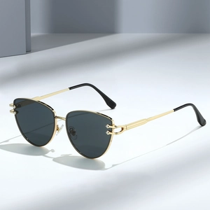 Lunettes De Soleil À Monture Métallique En Forme D'œil De Chat Triangle Protection UV400 Tendance Unisexe