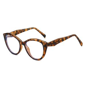 Fashionable tortoise cat-eye TR90 glasses with blue light blocking lenses for women