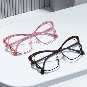 Chic butterfly frame blue light glasses in pink and brown with elegant wave design