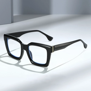 Square Frame Anti Blue Light Glasses Retro Fashion Optical Eyeglasses PC Frame Clear Lens For Women And Men