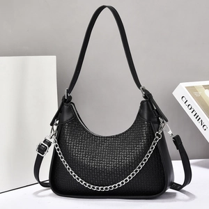 Women Hobo Shoulder Bag PU Leather Crescent Shape Embossed Grid Pattern Silver Chain Decoration Fashion Streetwear