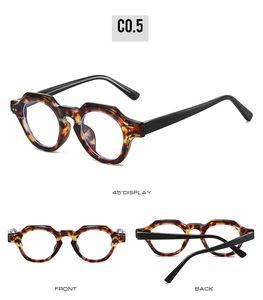 Trois vues de montures de lunettes rétro écaillées avec des branches noires épaisses