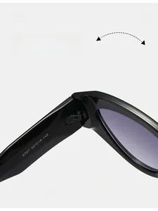 Vue détaillée de la charnière durable et des spécifications 5707 sur lunettes punk