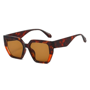 Retro oversized tortoiseshell sunglasses with amber lenses in a modern 45-degree angle view