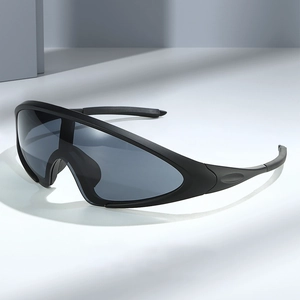 Lunettes De Soleil De Sport Polarisées UV400 Coupe-vent Lunettes De Cyclisme Monture PC Verres AC Randonnée Pêche