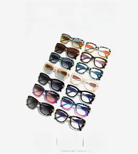 Detailed collection of thick frame oversized sunglasses with arrow decoration and metal hinges