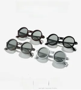 Grille de lunettes de soleil rondes rétro en marron foncé, noir et gris brillant