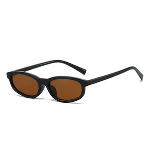 Classic oval frame sunglasses with black frames and brown lenses for men and women