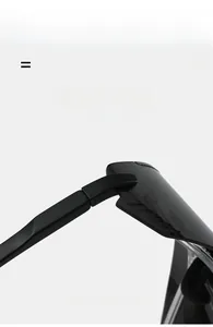 Detail von leichten elastischen Sport-Sonnenbrillen mit rutschfester Textur und Scharnieren