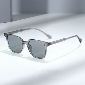 Lunettes De Soleil Carrées À La Mode TR90 Grand Cadre Protection UV400 Pour Hommes Femmes Conduite Pêche Voyage Rétro